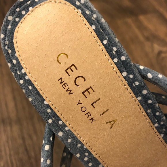 Cecelia New York Harper Blue Knotted Suede Mule - Picture 4 of 8